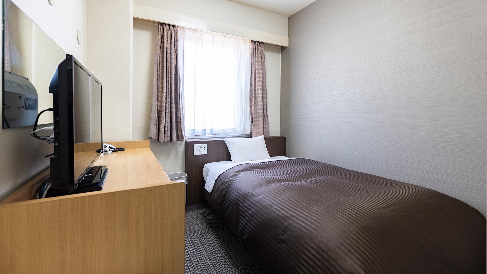 Room, Single, Semi Double Bed, Smoking