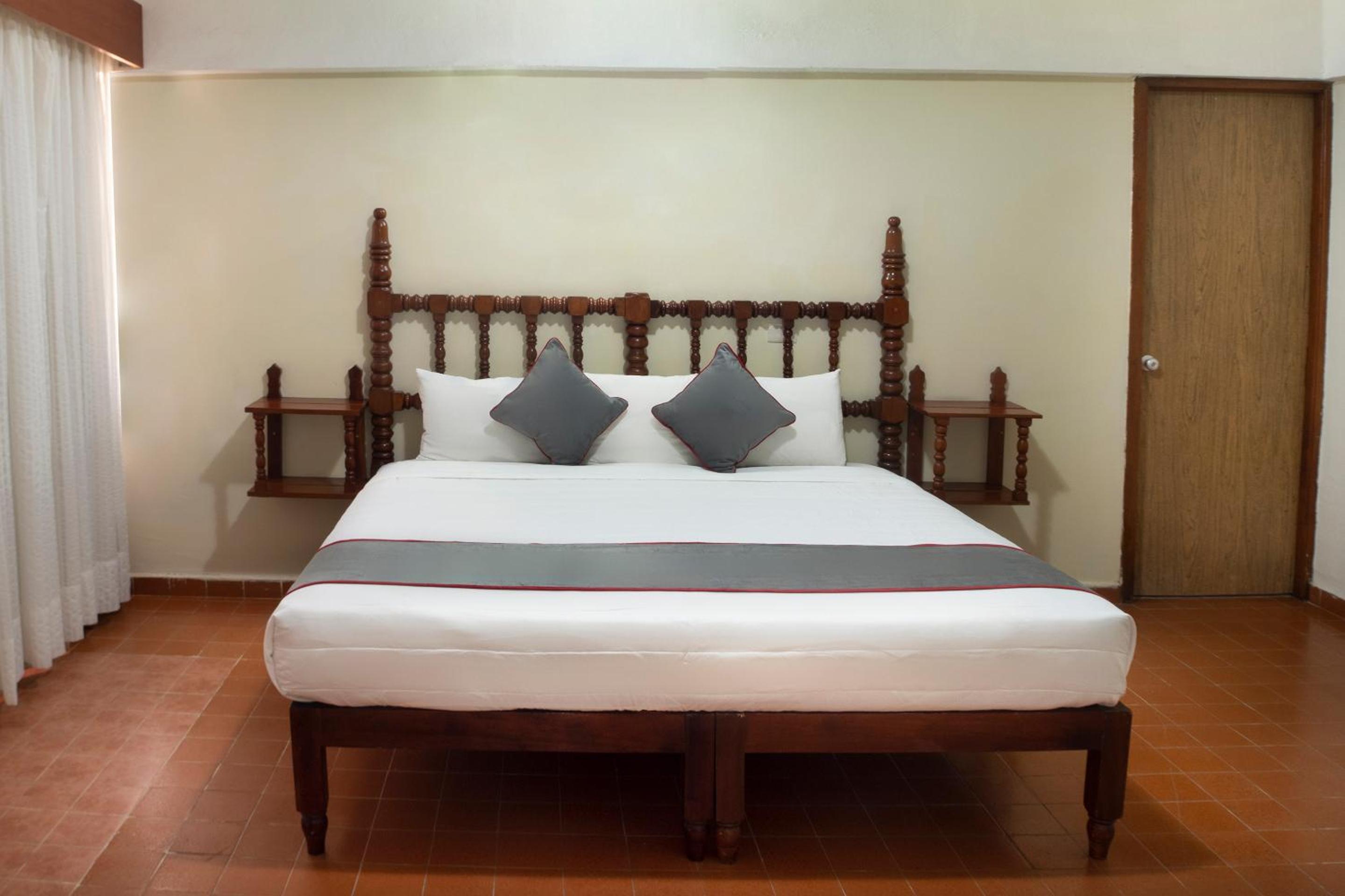 STANDARD, DOUBLE BED