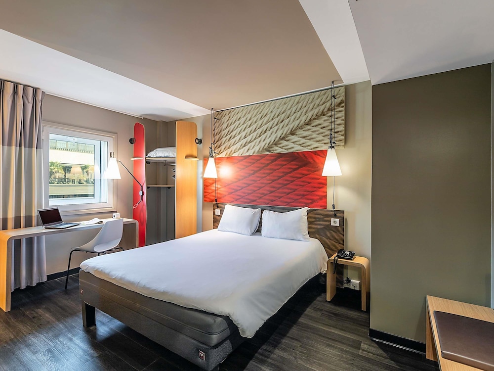 Ibis Lisboa Liberdade 17/45