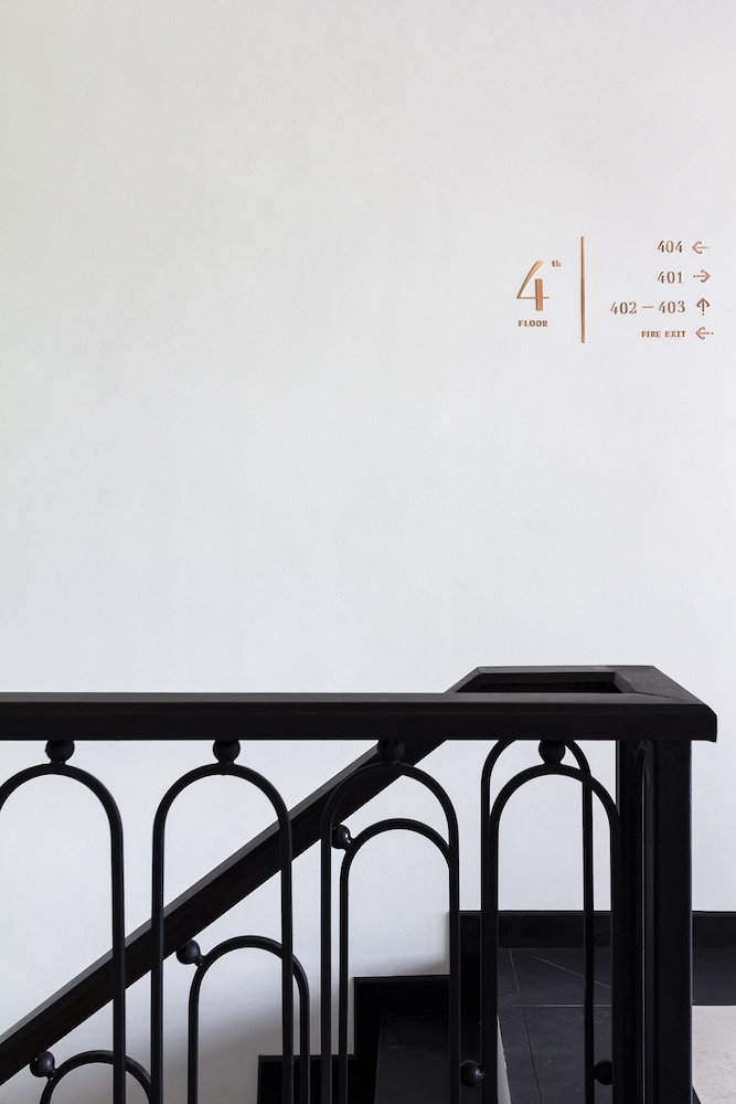 Cheeva Dee Hotel 13/75
