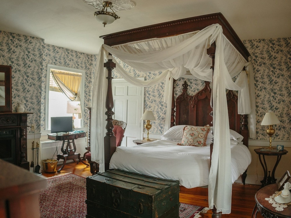Cave Hill Farm Bed and Breakfast 14/50