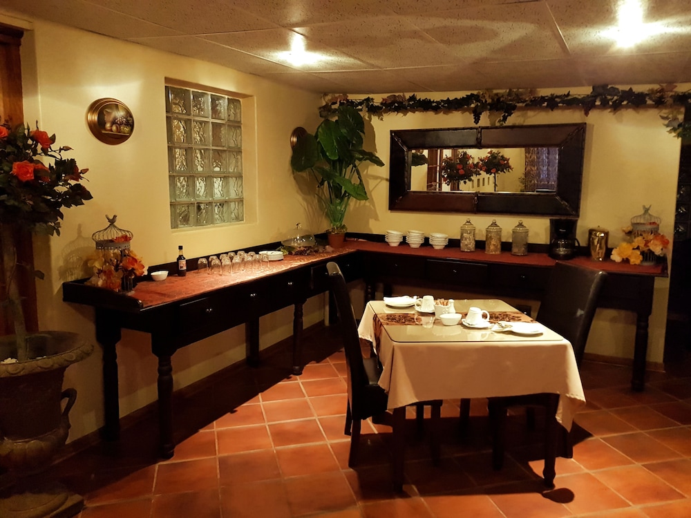 Kimberley Manor Guesthouse 36/50