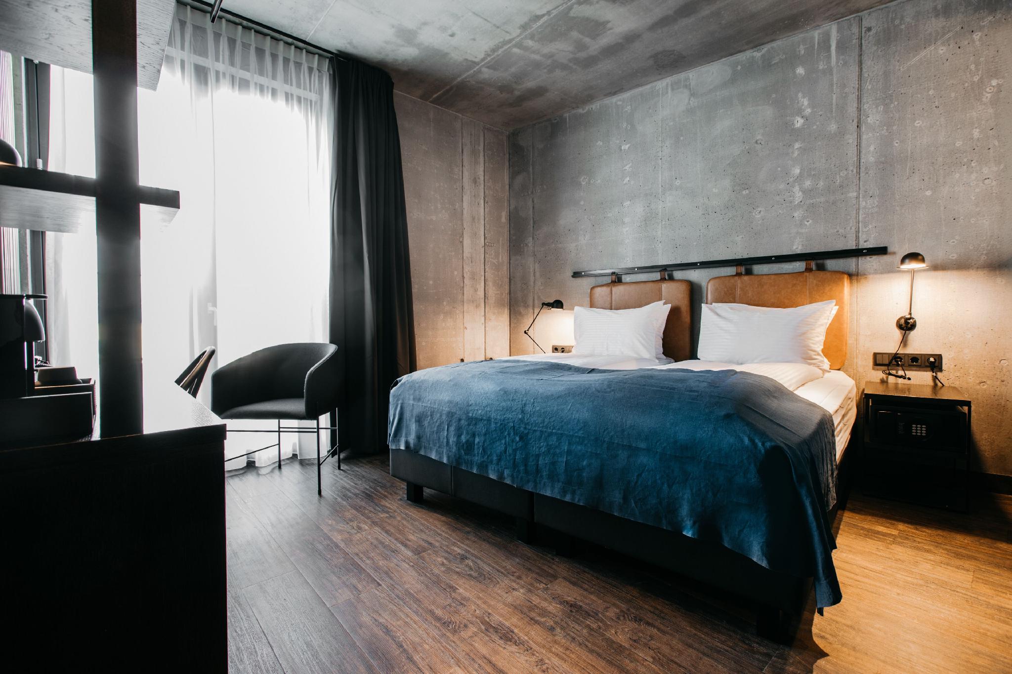 Urban, Deluxe, Queen and Twin Beds, Sauna