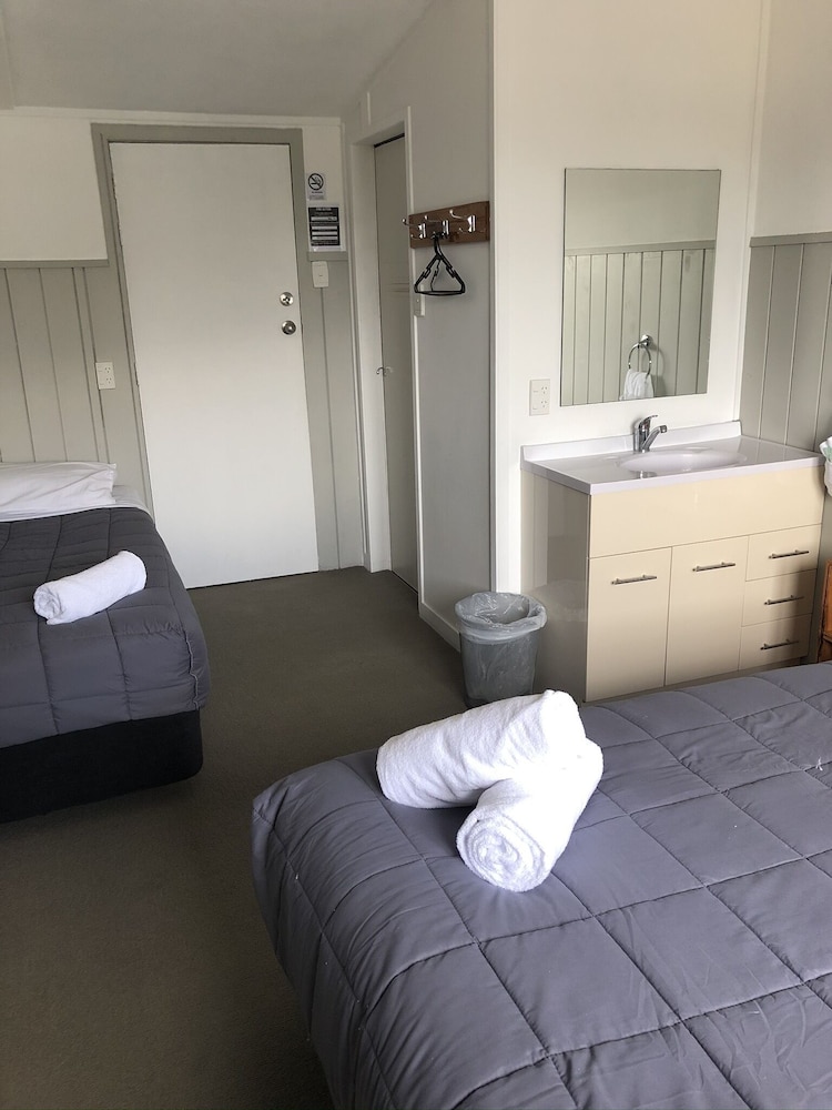 Kings Ohakune 17/55