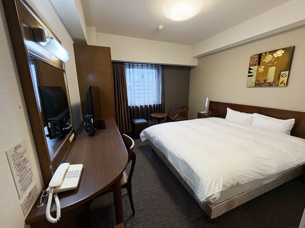 ROOM, DOUBLE BED, SMOKING