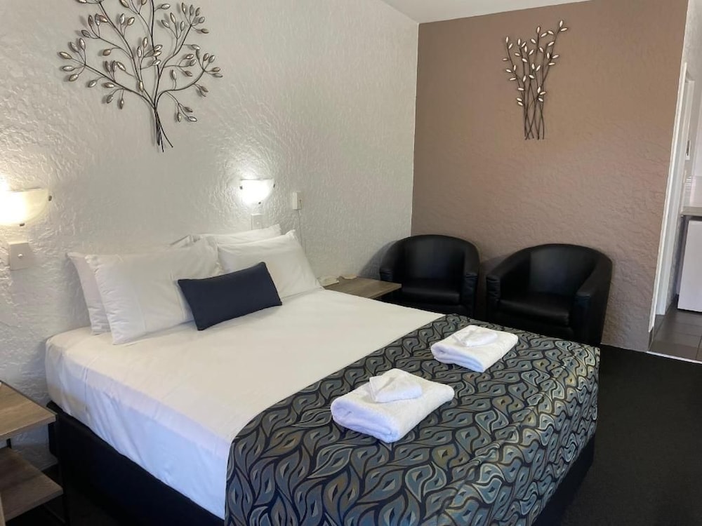 Bundaberg Spanish Motor Inn 4/33