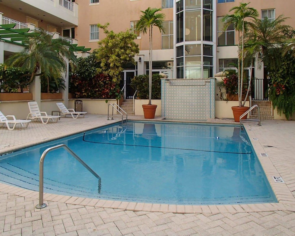 Rodeway Inn South Miami Coral Gables 12/39