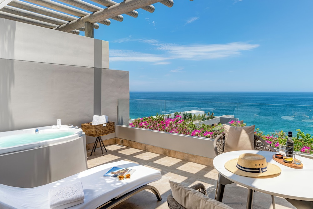 Grand Velas Boutique Hotel 78/104