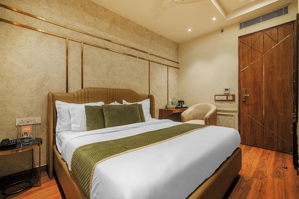 INDUS HOTEL 20/51