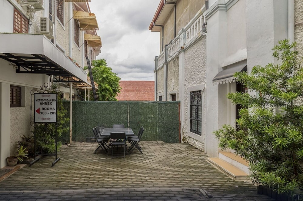 Metro Vigan Inn - Annex 37/39