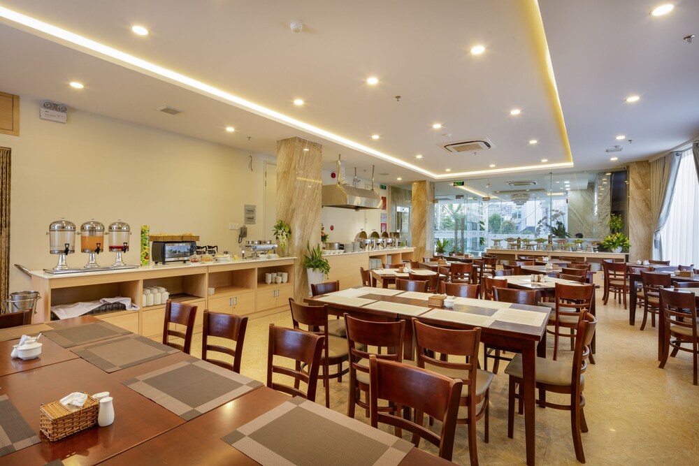 The Swan Hotel 56/65