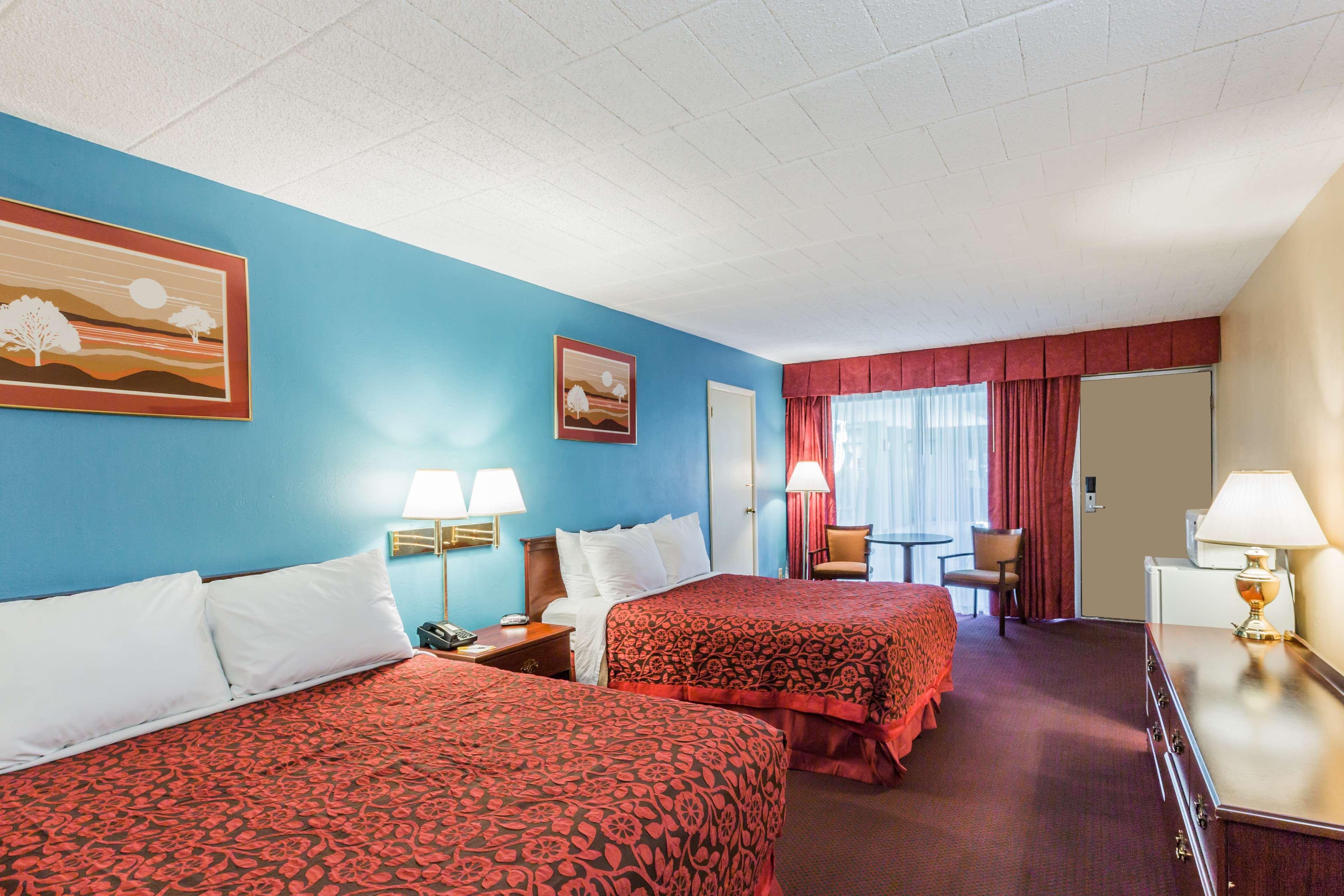 East Stroudsburg Hotel 6/16