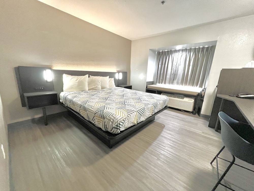 Motel6 Simpsonville, SC - Greenville 14/50