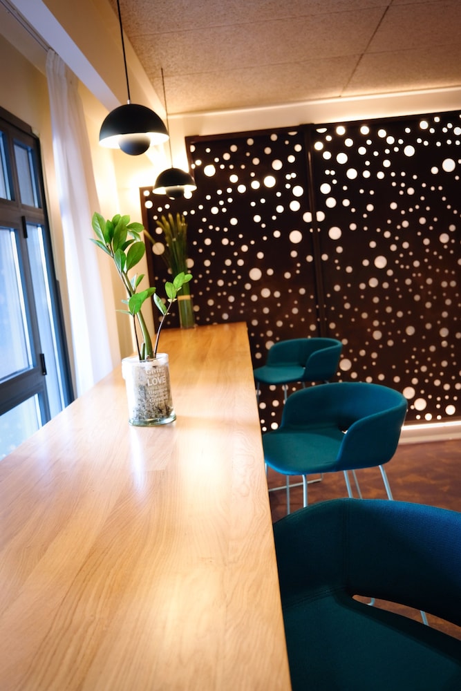 MERCURE PERPIGNAN CENTRE 40/68