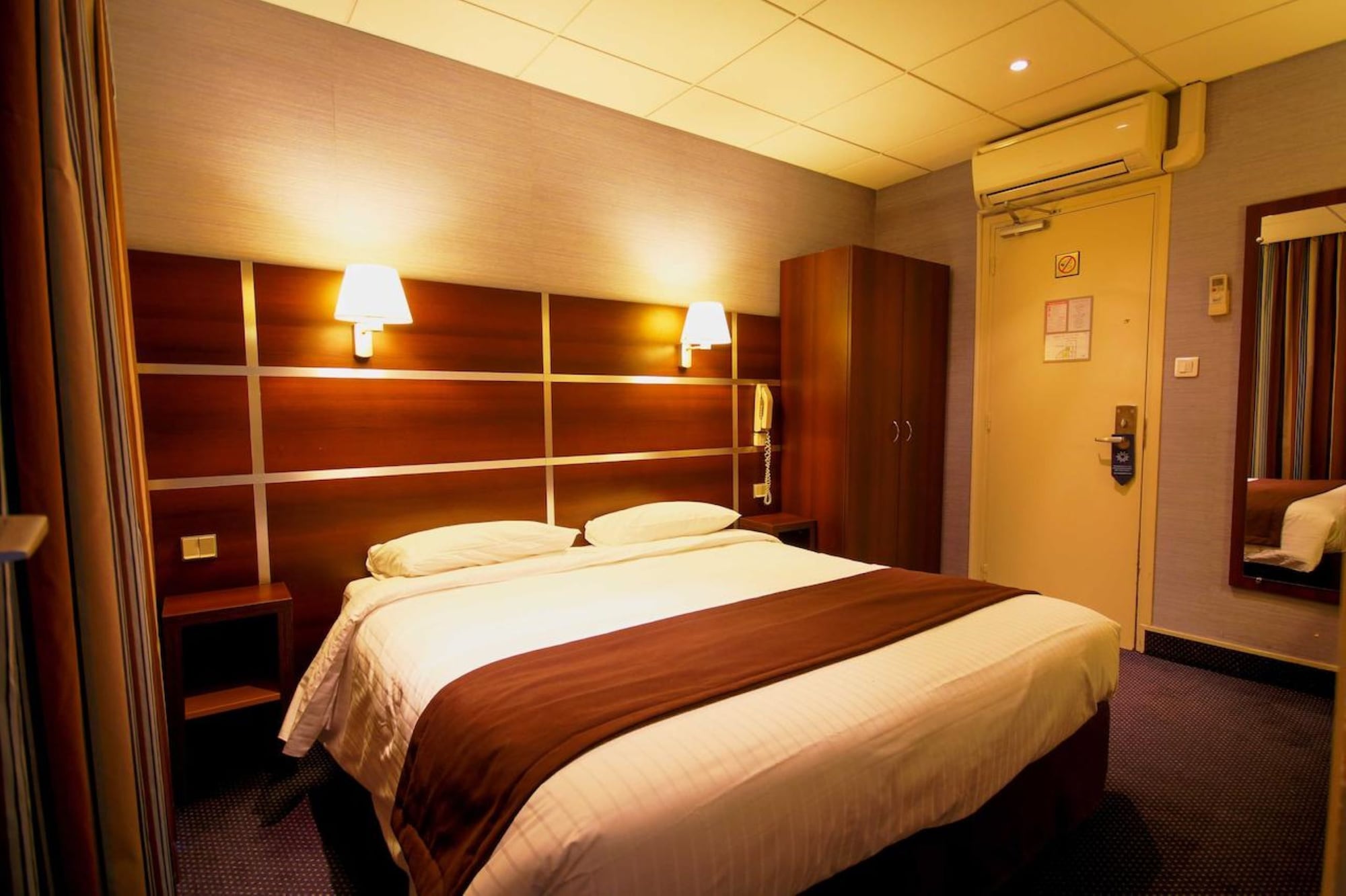 SUPERIOR, DOUBLE BED