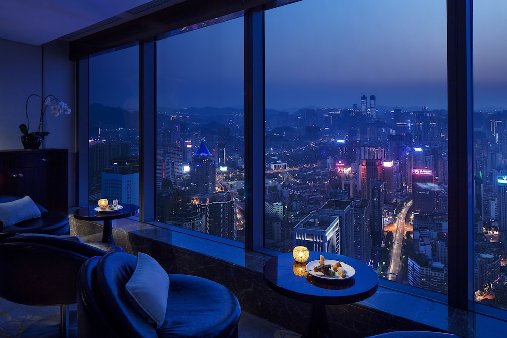 SOFITEL GUIYANG HUNTER 36/54