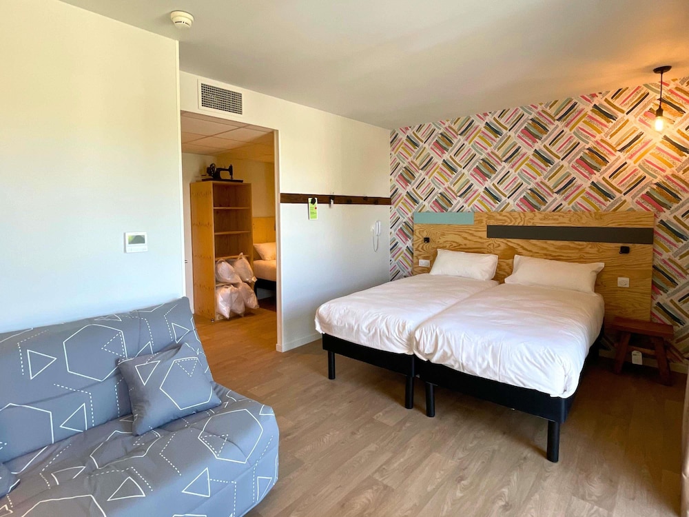 greet hotel Castets Coeur des Landes 13/50