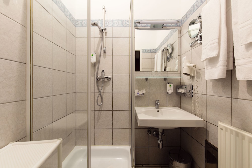 Boutique Hotel Donauwalzer 72/76