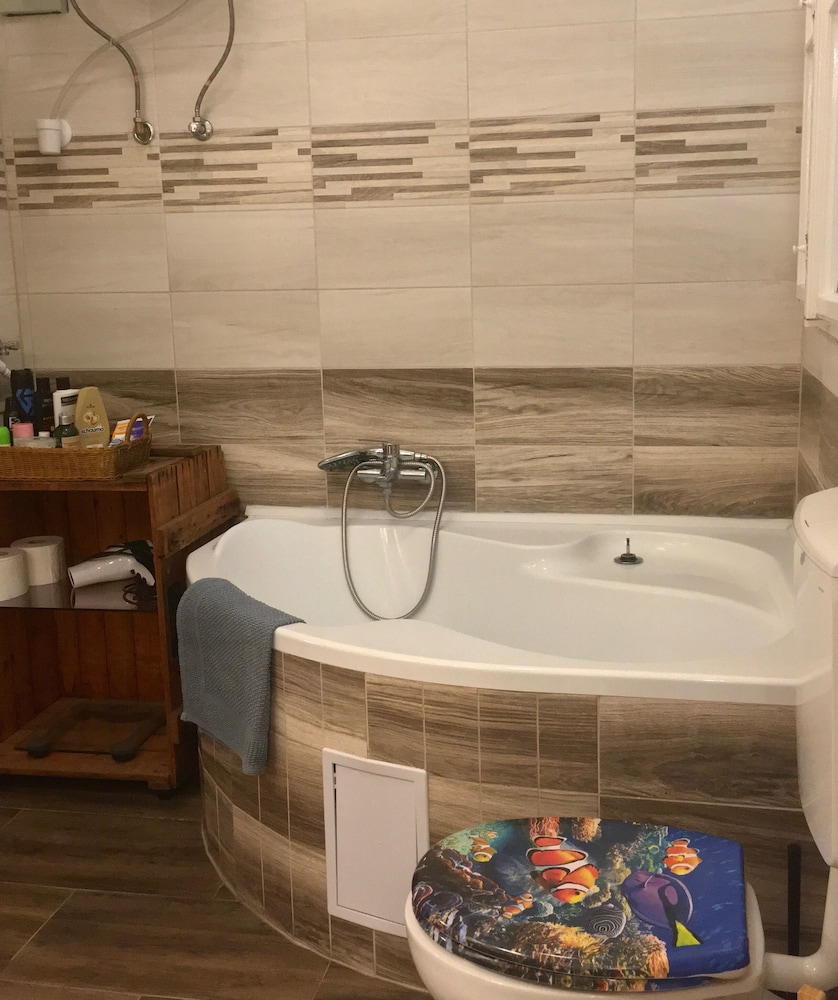 Gaia Hostel 47/50