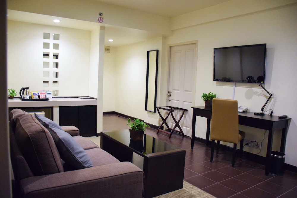 The Color Living Hotel Suvarnabhumi 25/34