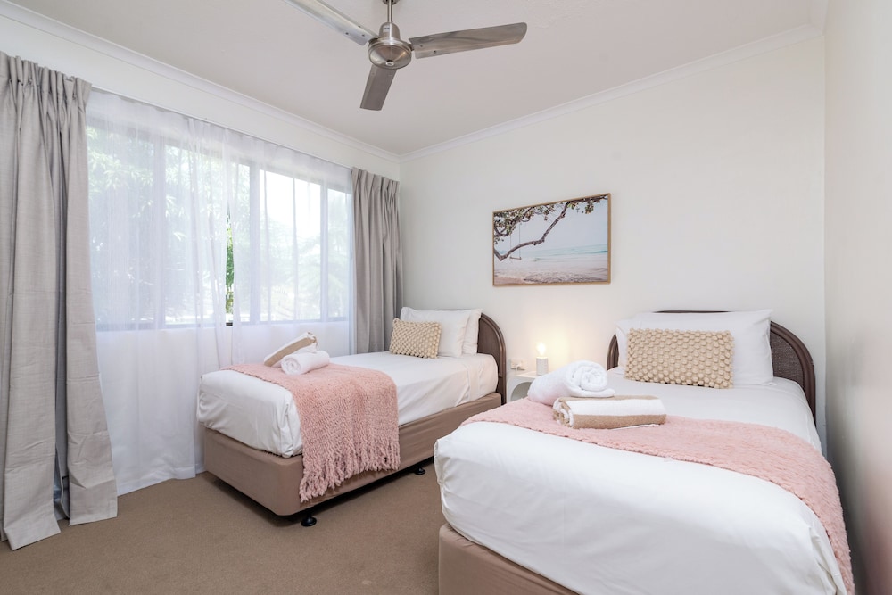 3 Bedroom Superior Rooftop Terrace 2/6