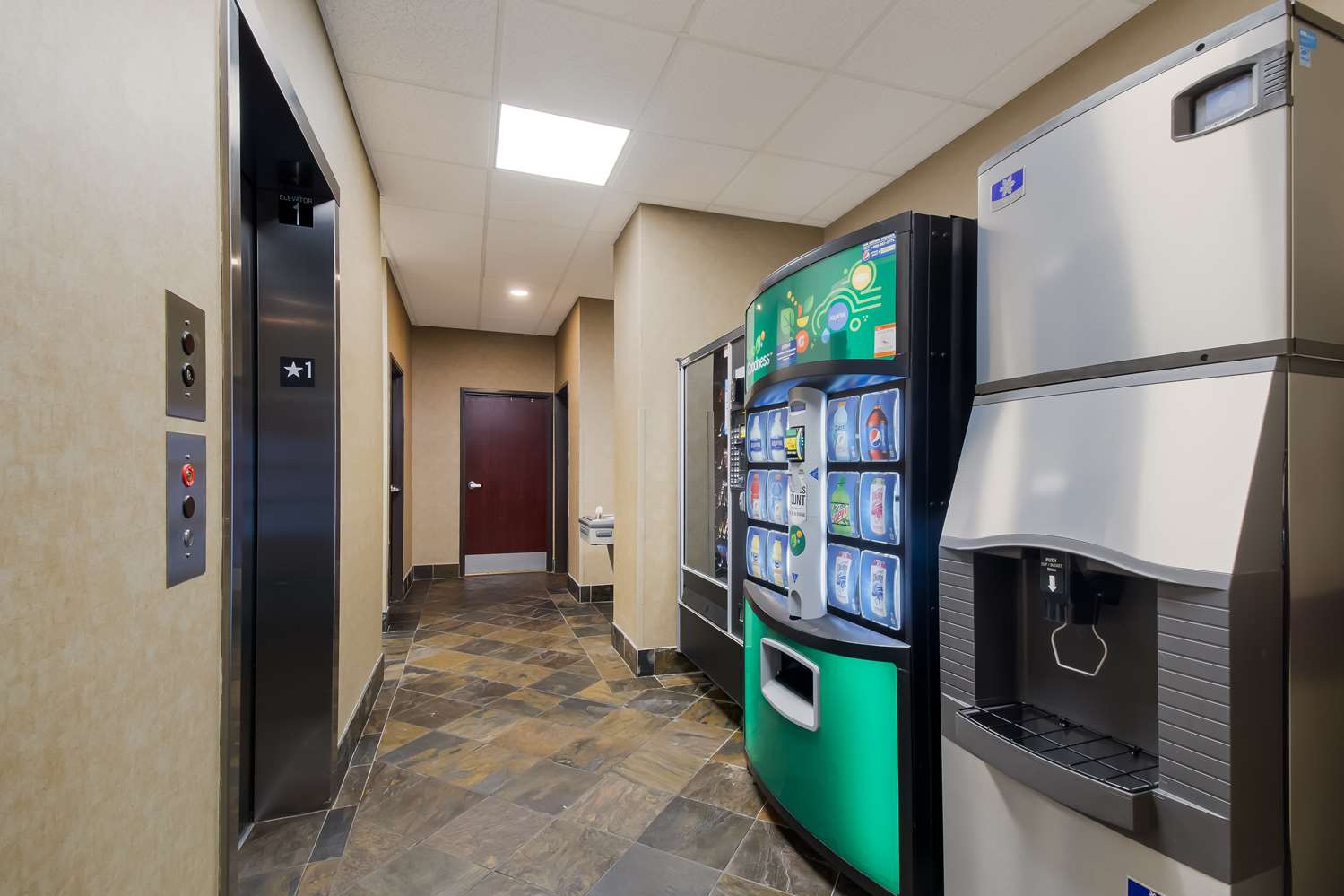 Best Western University Inn & Suites 5/10