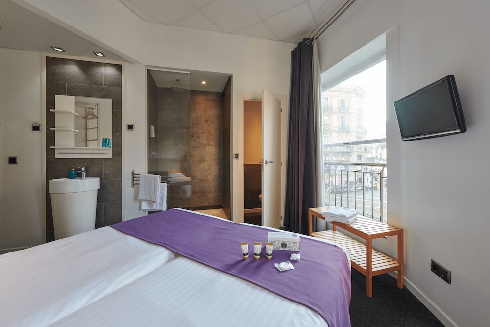 Hostal Mayerling Centro 13/33