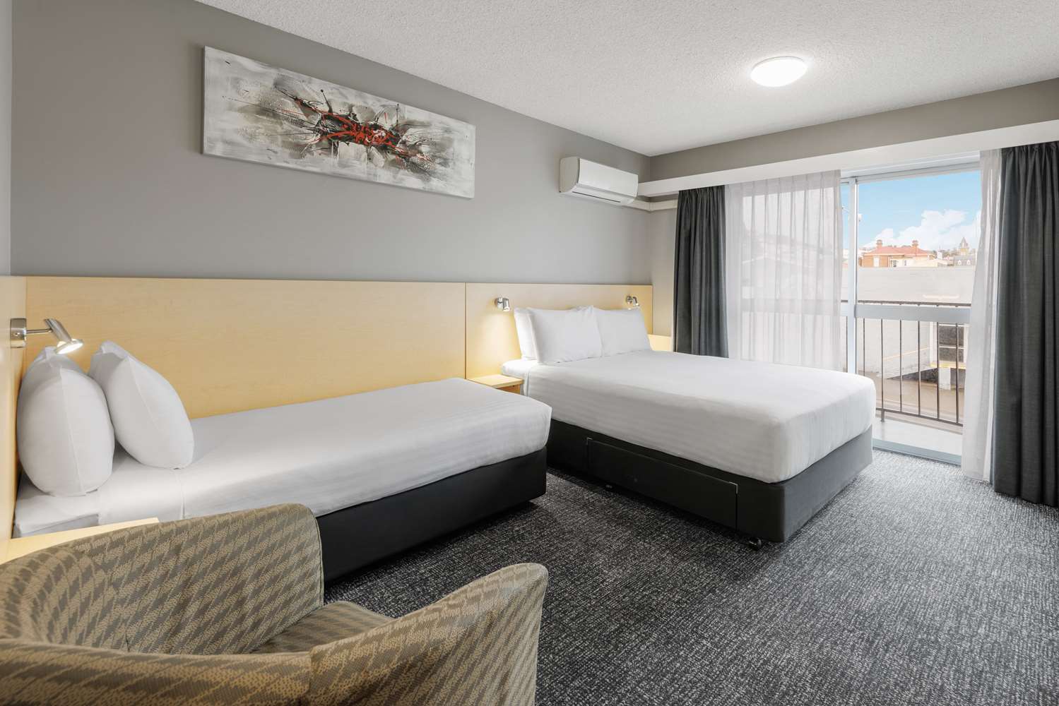 Room, 1 Double and 1 Single Bed, Accessible