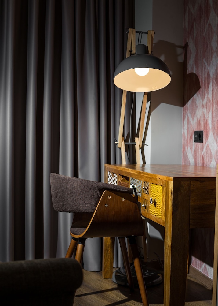 360 Degrees Pop Art Hotel 57/74