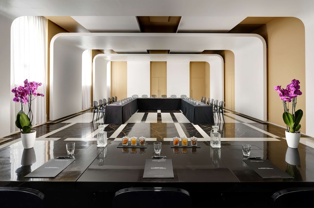 Palazzo Montemartini Rome, A Radisson Collection Hotel 72/77