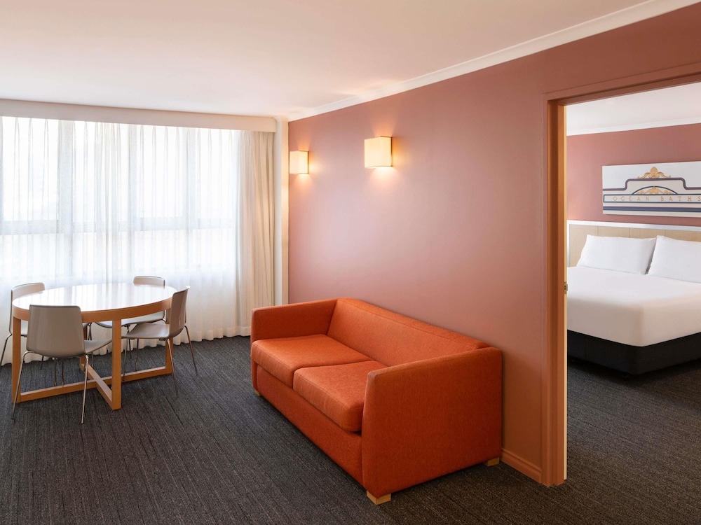 Mercure Newcastle 29/50
