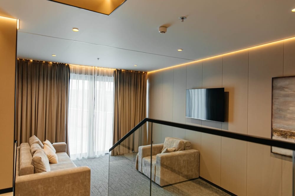 Medistone Hotel 35/50