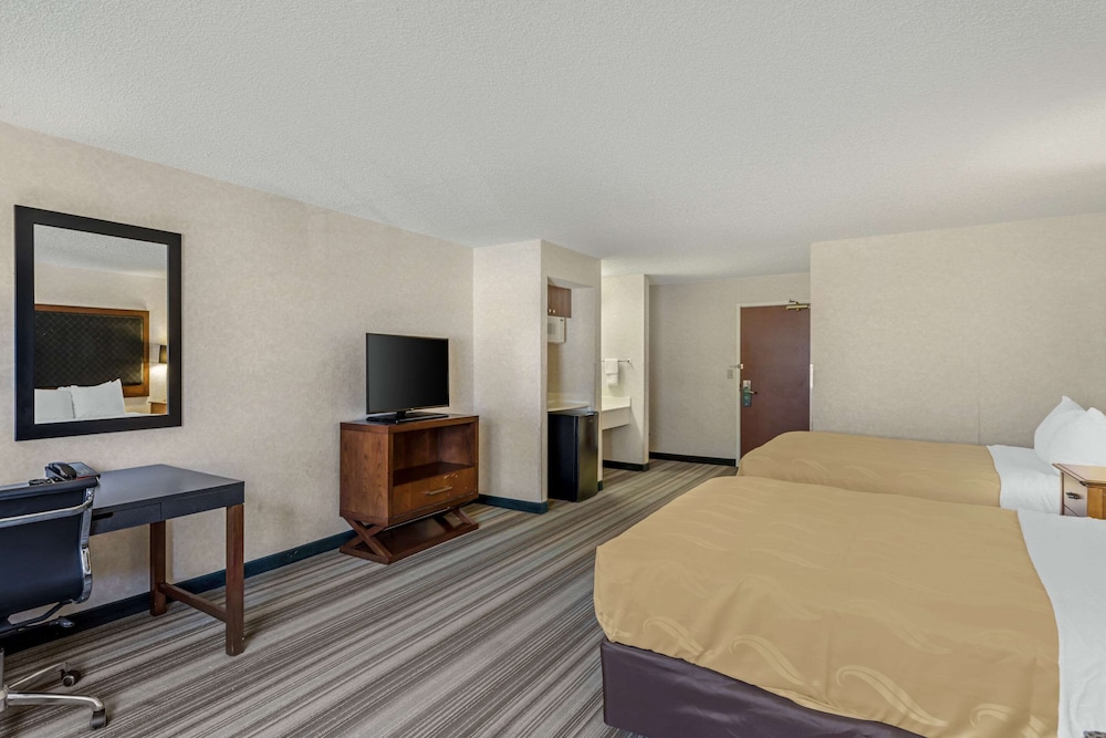غرفة قياسية بسريرين كوين، Spark by Hilton Denver Tech Center Centennial 8/10