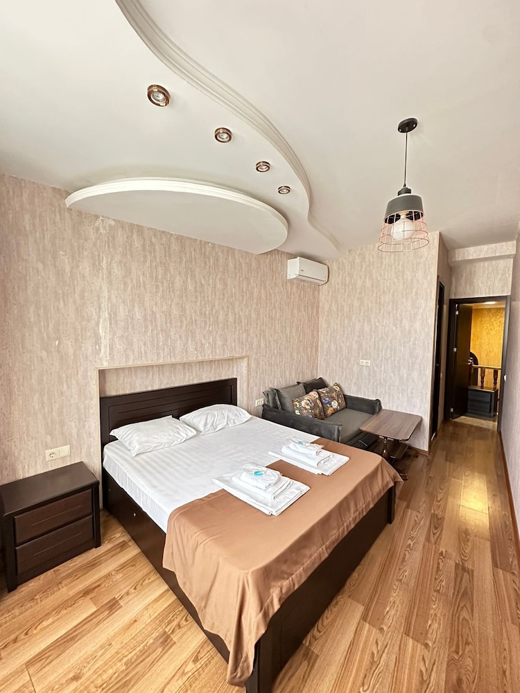 Piano Hotel 21/51
