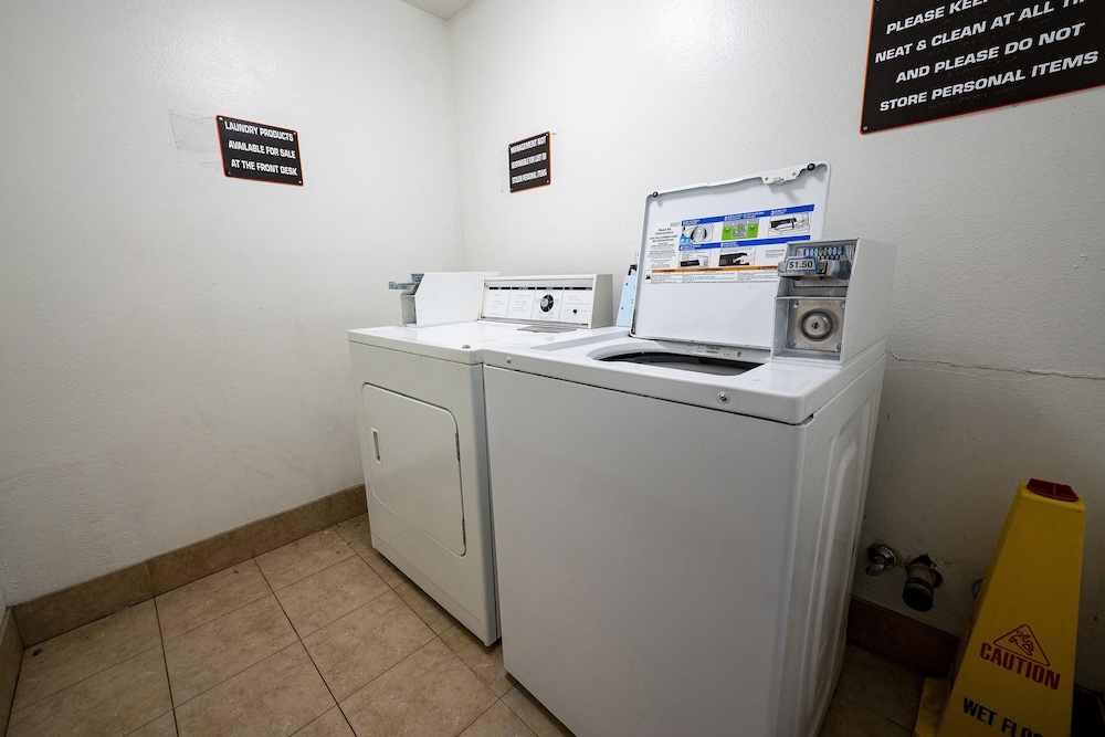 Hermiston Inn & Suites 9/50