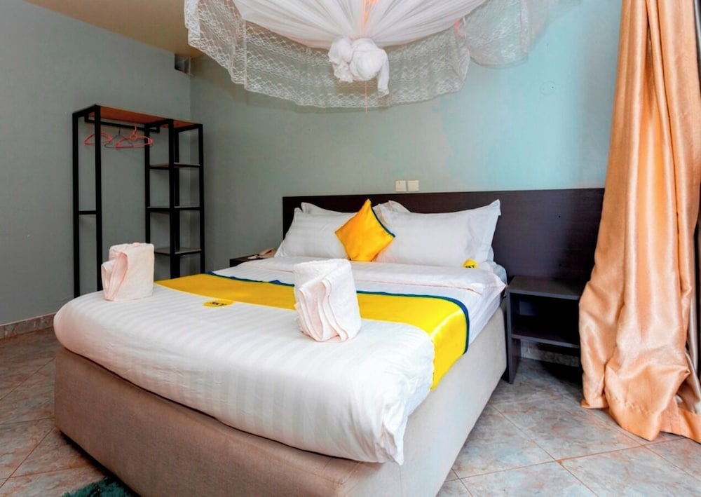 Sky Beach Hotel 5/67