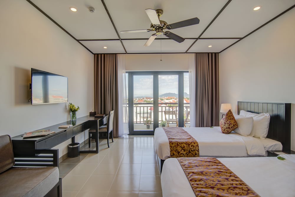 White Lotus Hotel Hoian 24/49