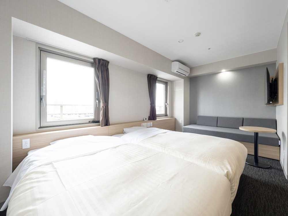 TYPE B, TWIN BEDS