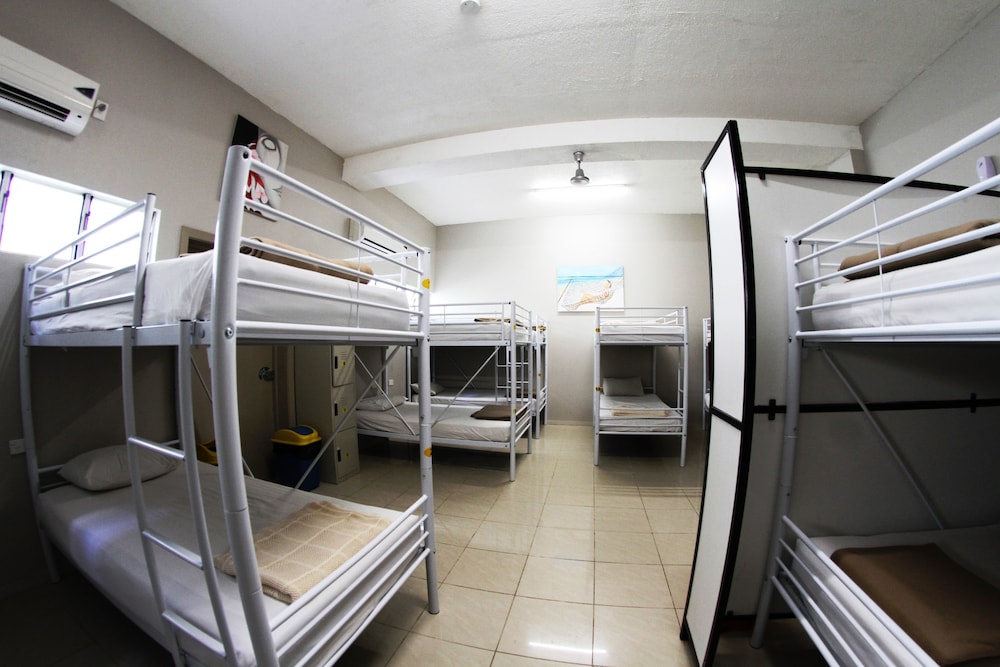 Female Dorm, Female Only, 12 Beds
