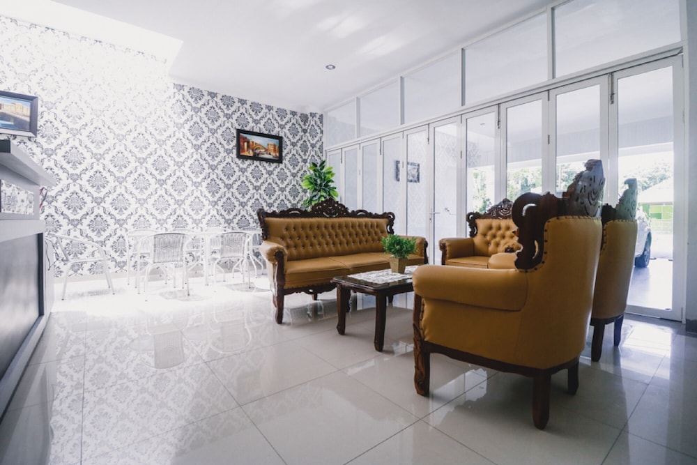 Reddoorz Near Hermes Place Polonia Medan 4/34