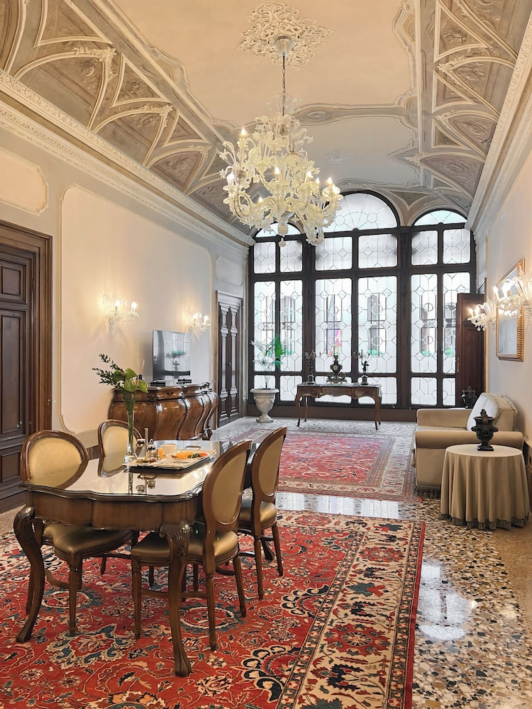 Hotel Ai Cavalieri Di Venezia 51/77