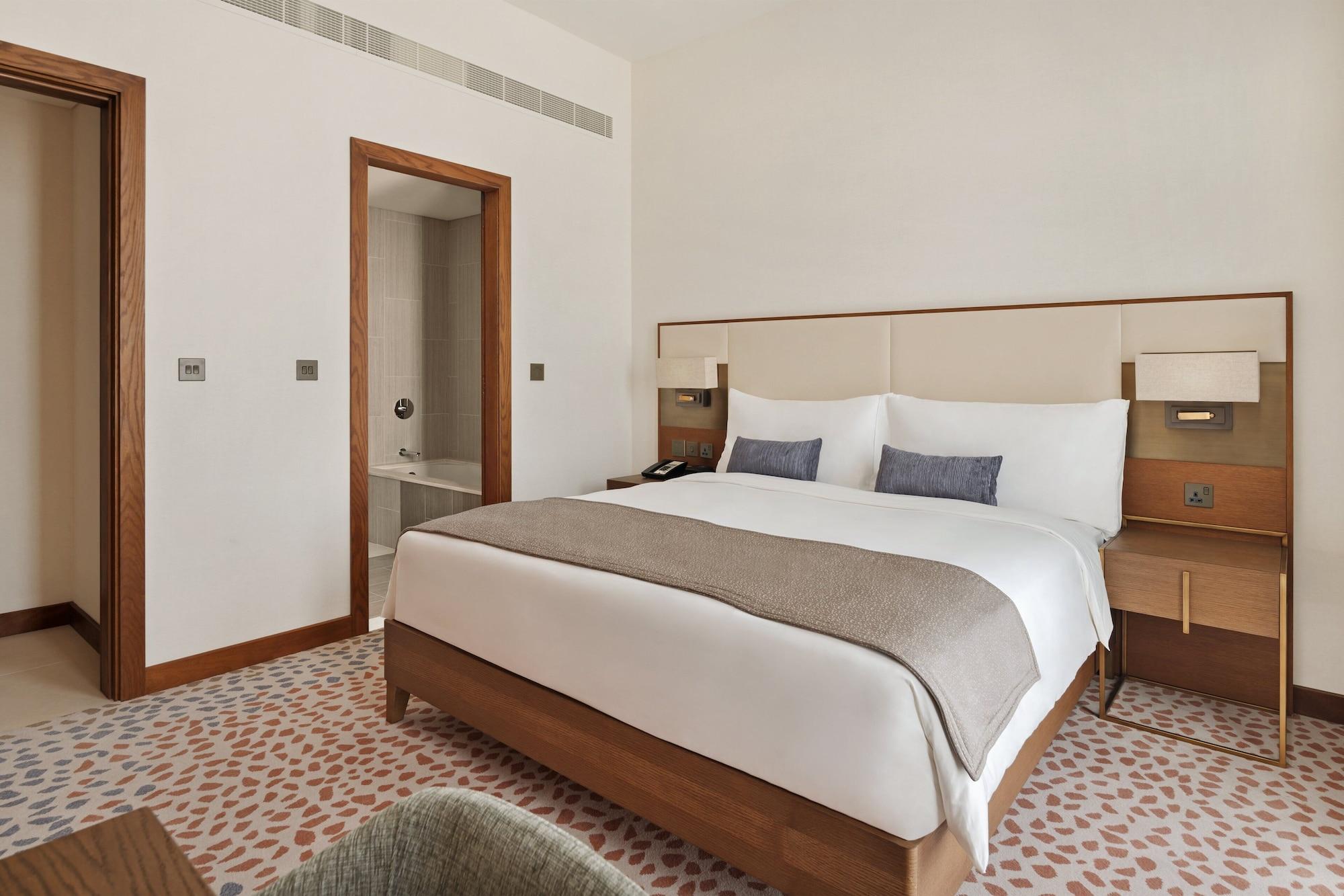 1 Bedroom, Suite, City View, Kitchen
