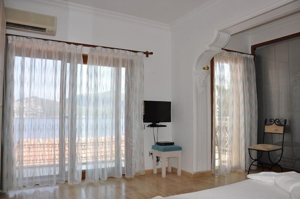 Caretta Hotel 10/36