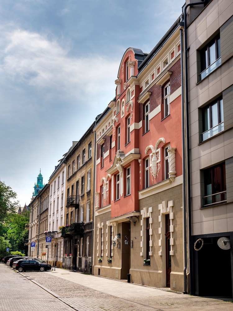Hotel Golden Queen 44/50