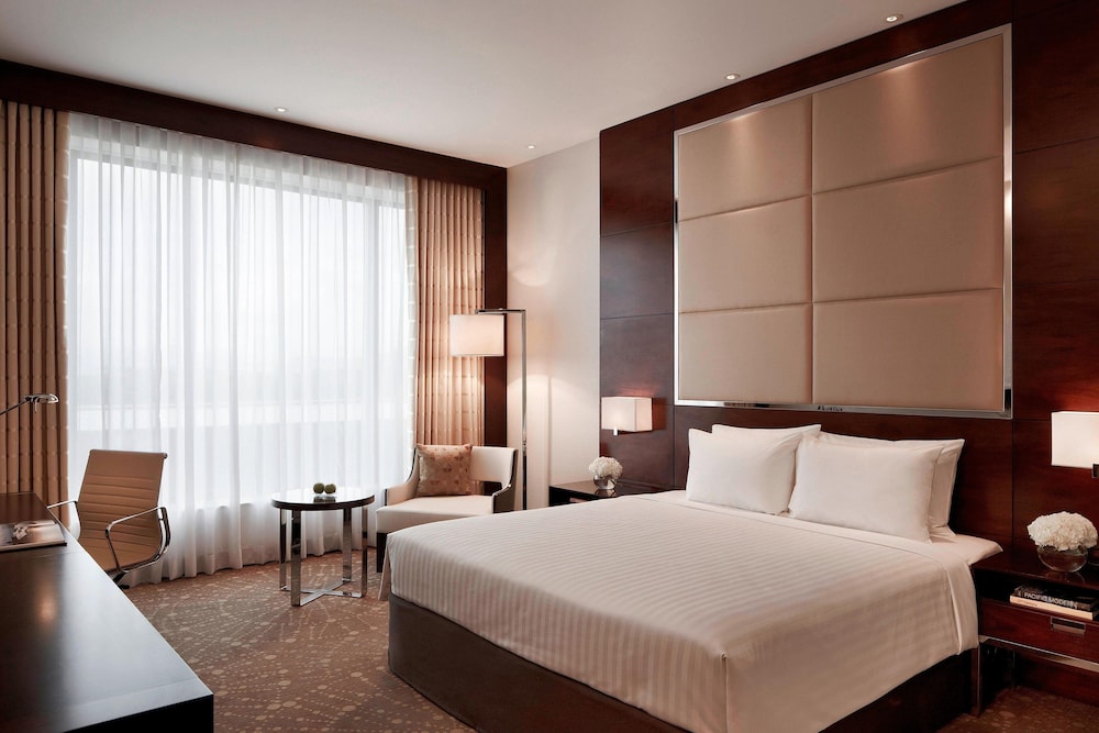 Courtyard By Marriott Pune Chakan 10/32