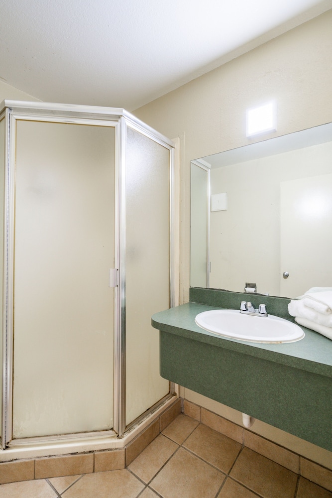 OYO Hotel Shreveport Airport North 60/60