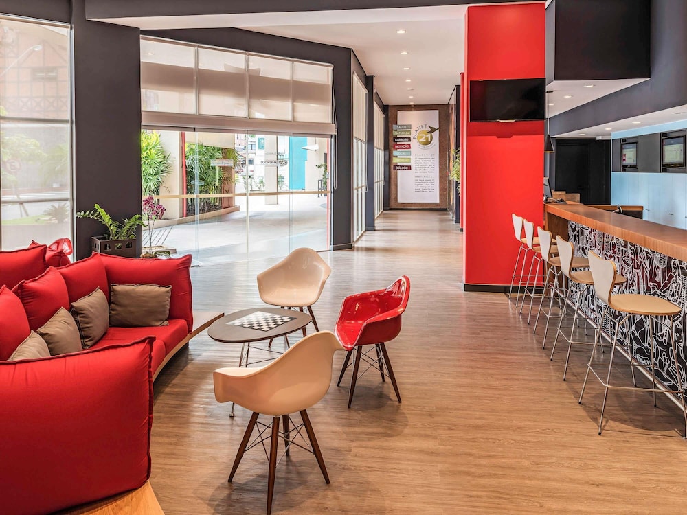Ibis Blumenau 44/66