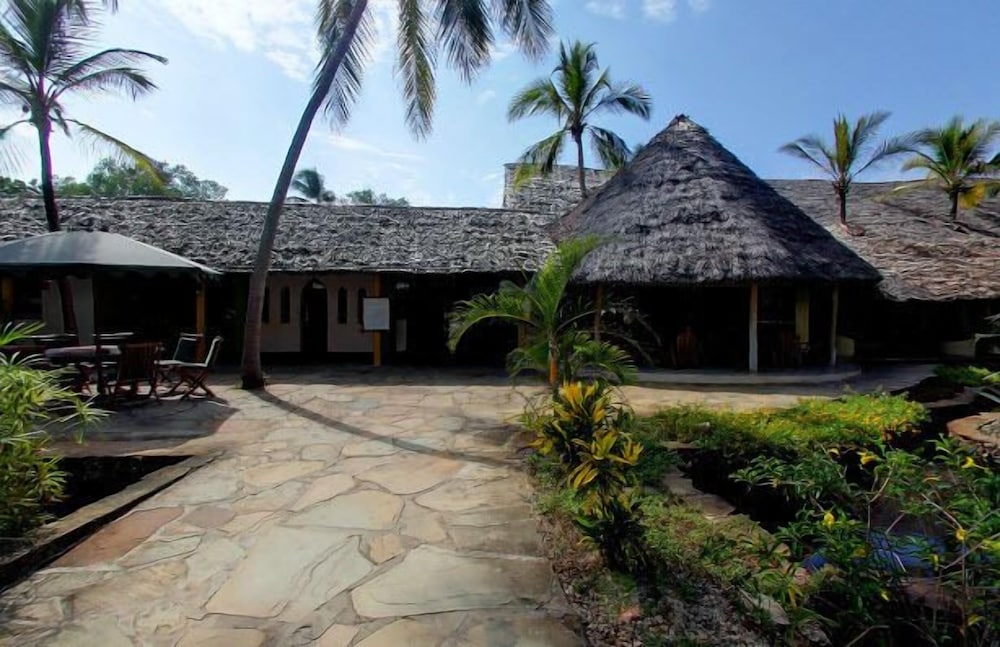 Turtle Bay Beach Club 31/40