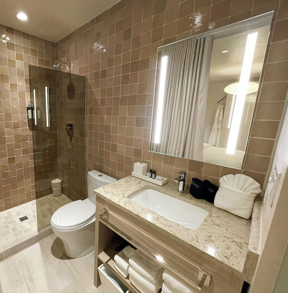 Luxx Plaza Hotel 37/51
