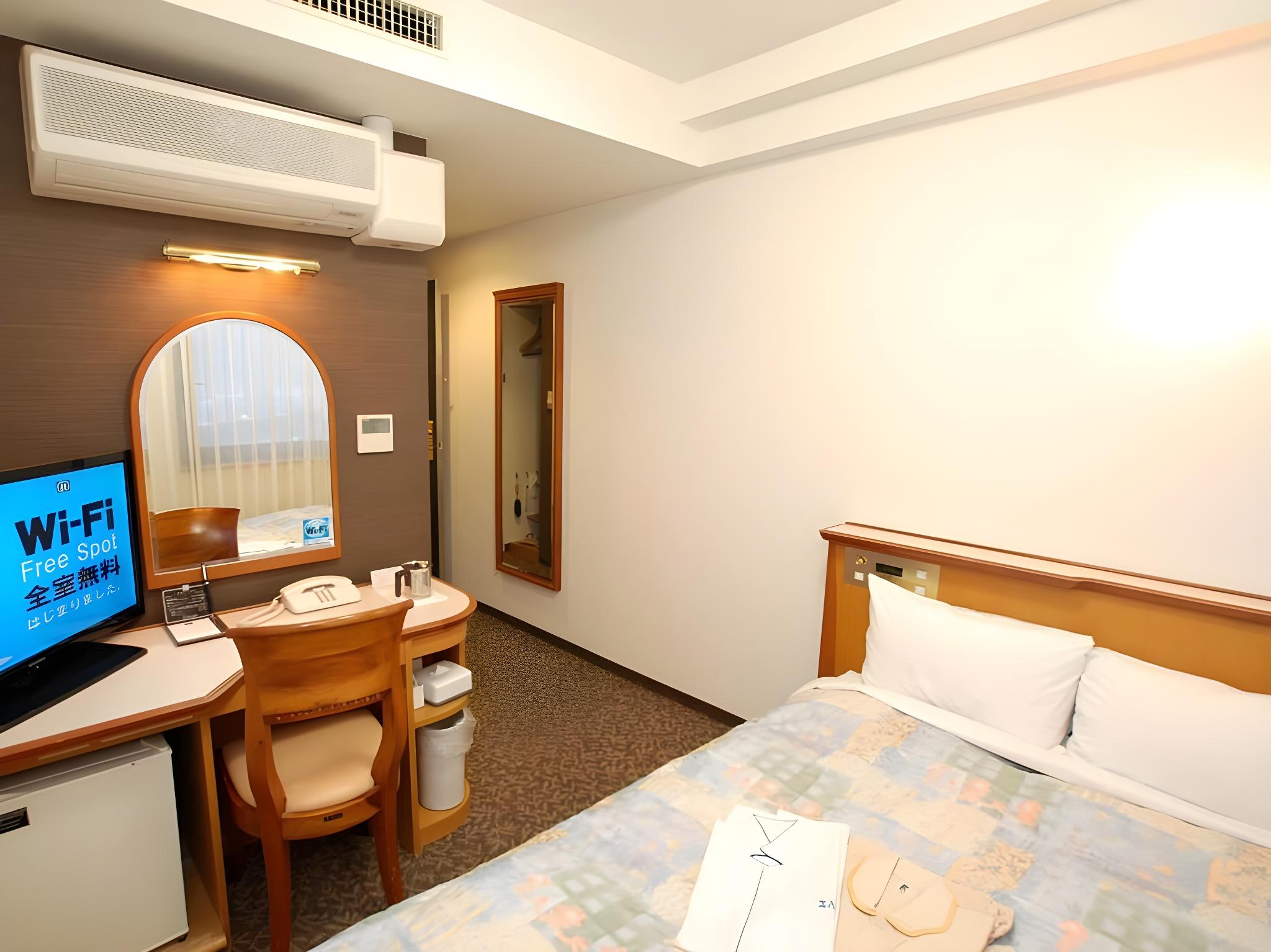 Semi Room, Standard, Double Bed